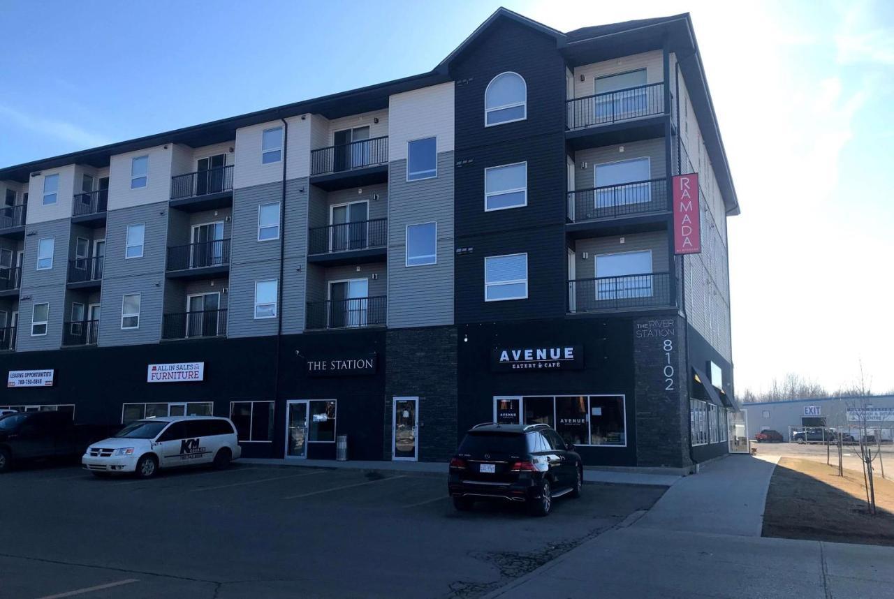 Ramada By Wyndham Fort Mcmurray Exterior foto